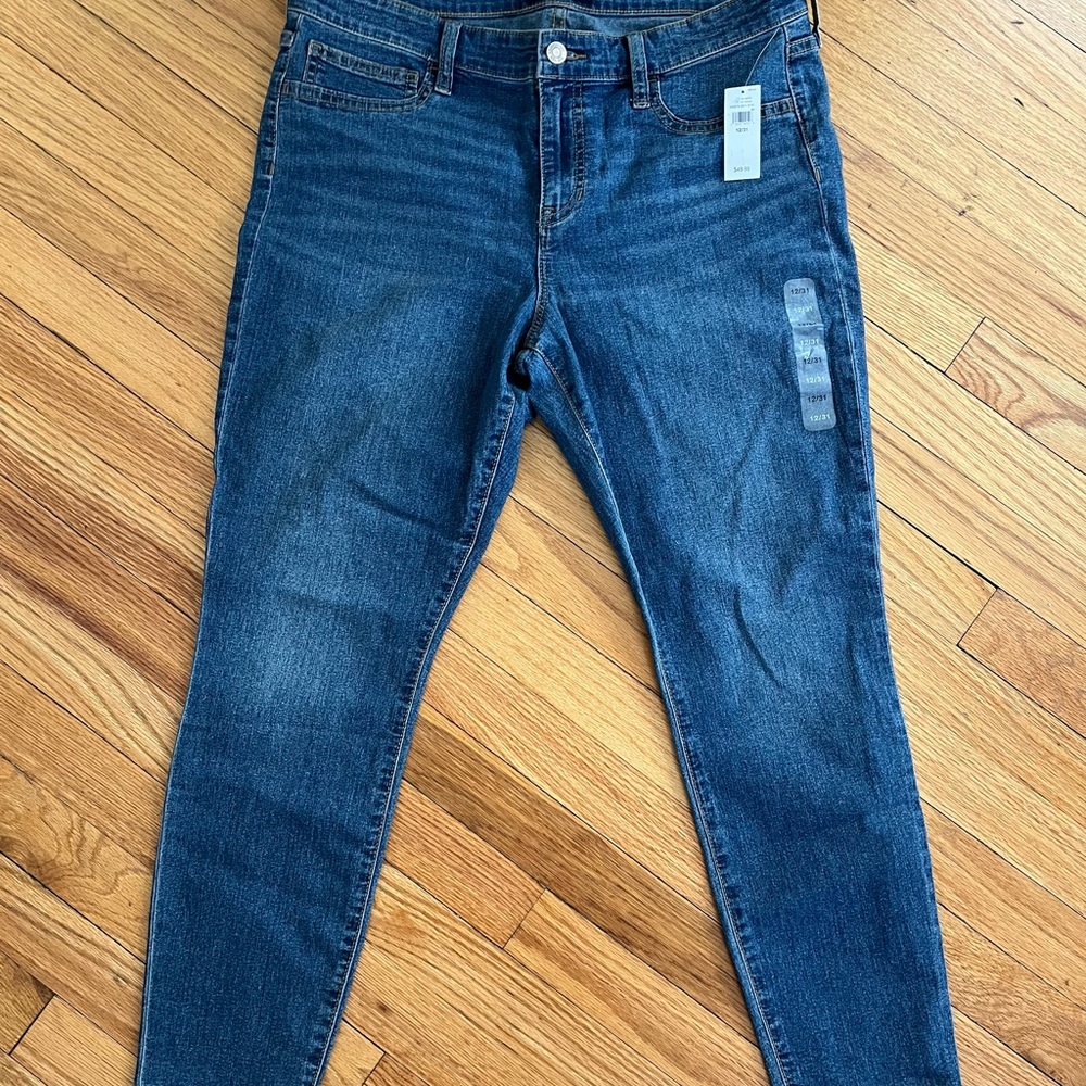 NWT Gap Denim "Favorite Jegging" size 31/12, Mid-Rise